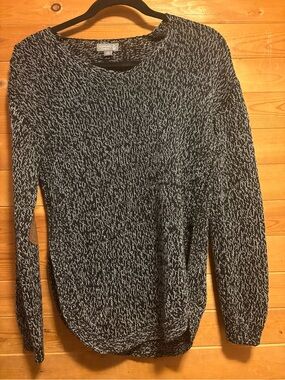 cupcakes & cashmere Black & White Marled Women's Sweater
